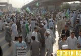 Нови протести в Пакистан след освобождаването на Имран Хан от ареста